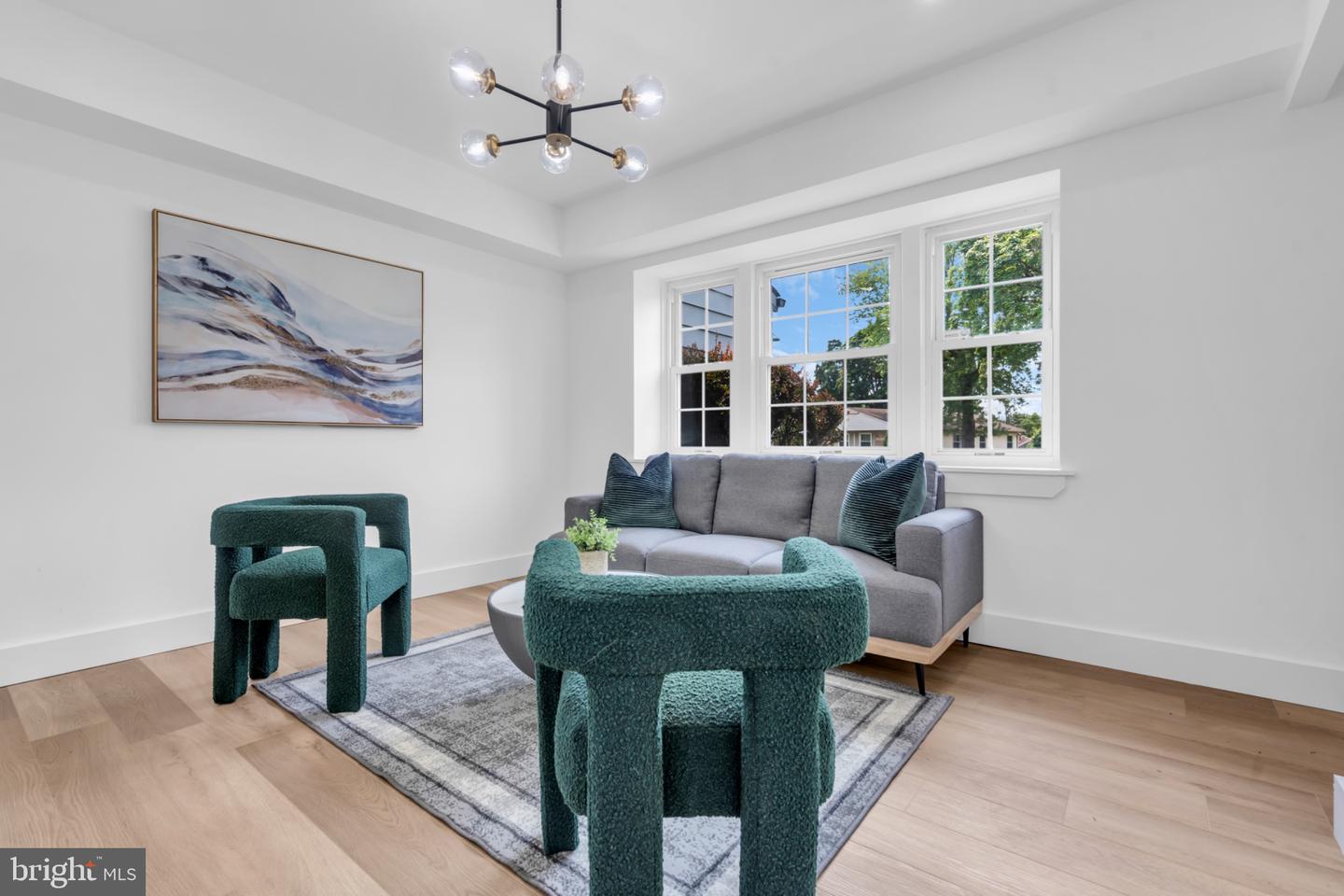 61 Triangle Property Photo 14