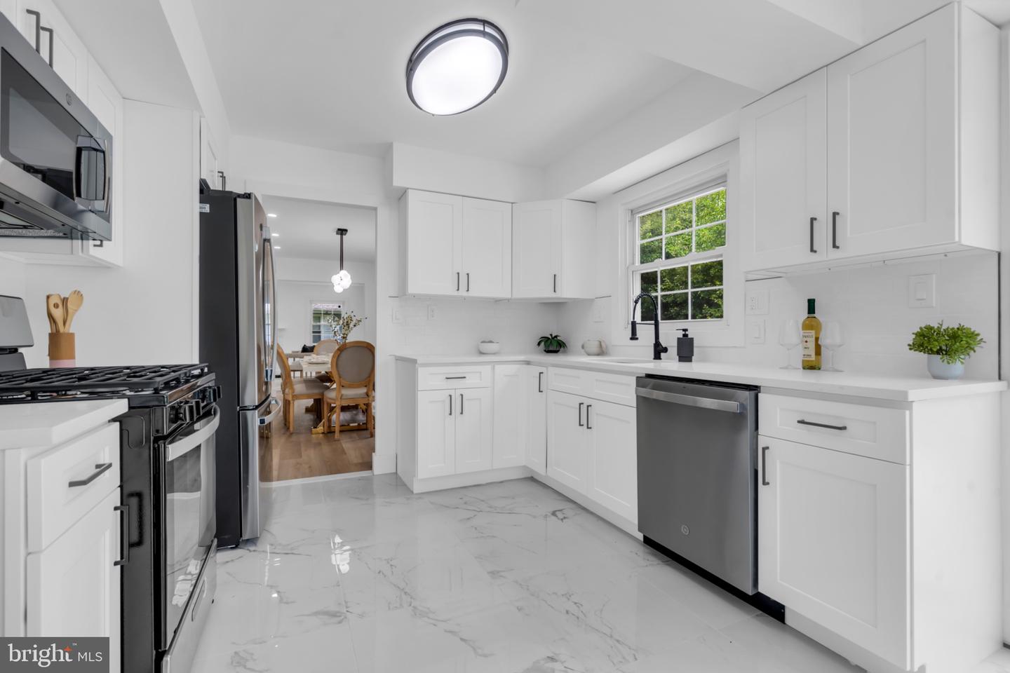 61 Triangle Property Photo 19