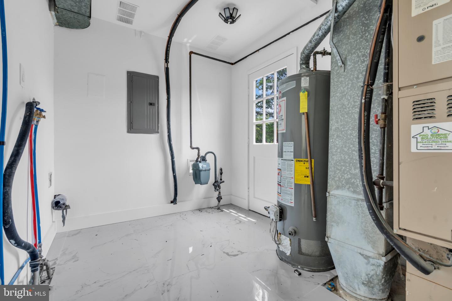 61 Triangle Property Photo 22