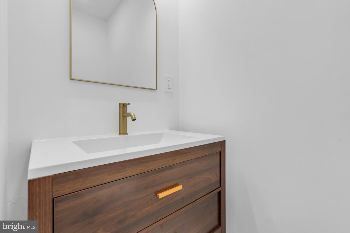 61 Triangle Property Photo 23