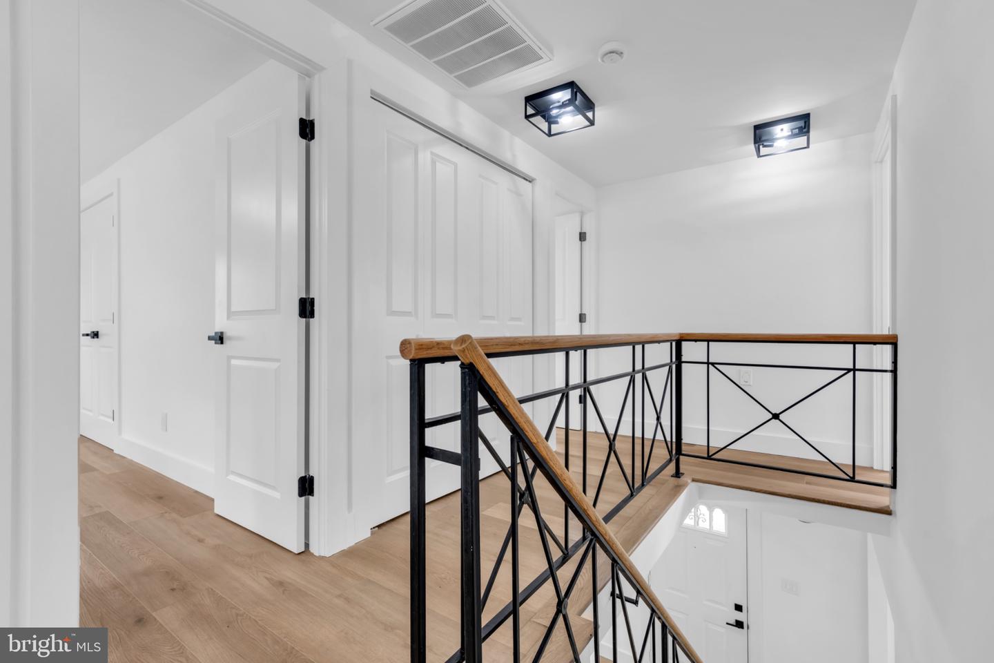 61 Triangle Property Photo 34