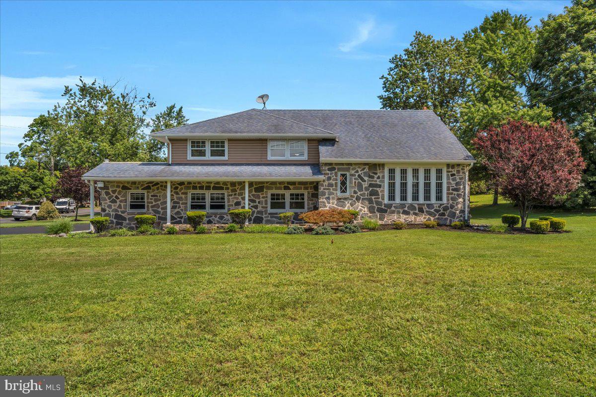 308 Devon Rd Property Photo 1