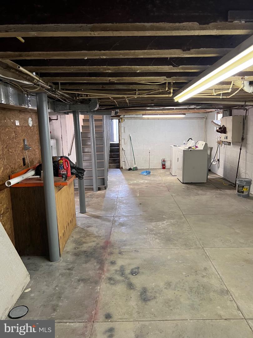15 E Charles St Property Photo 18