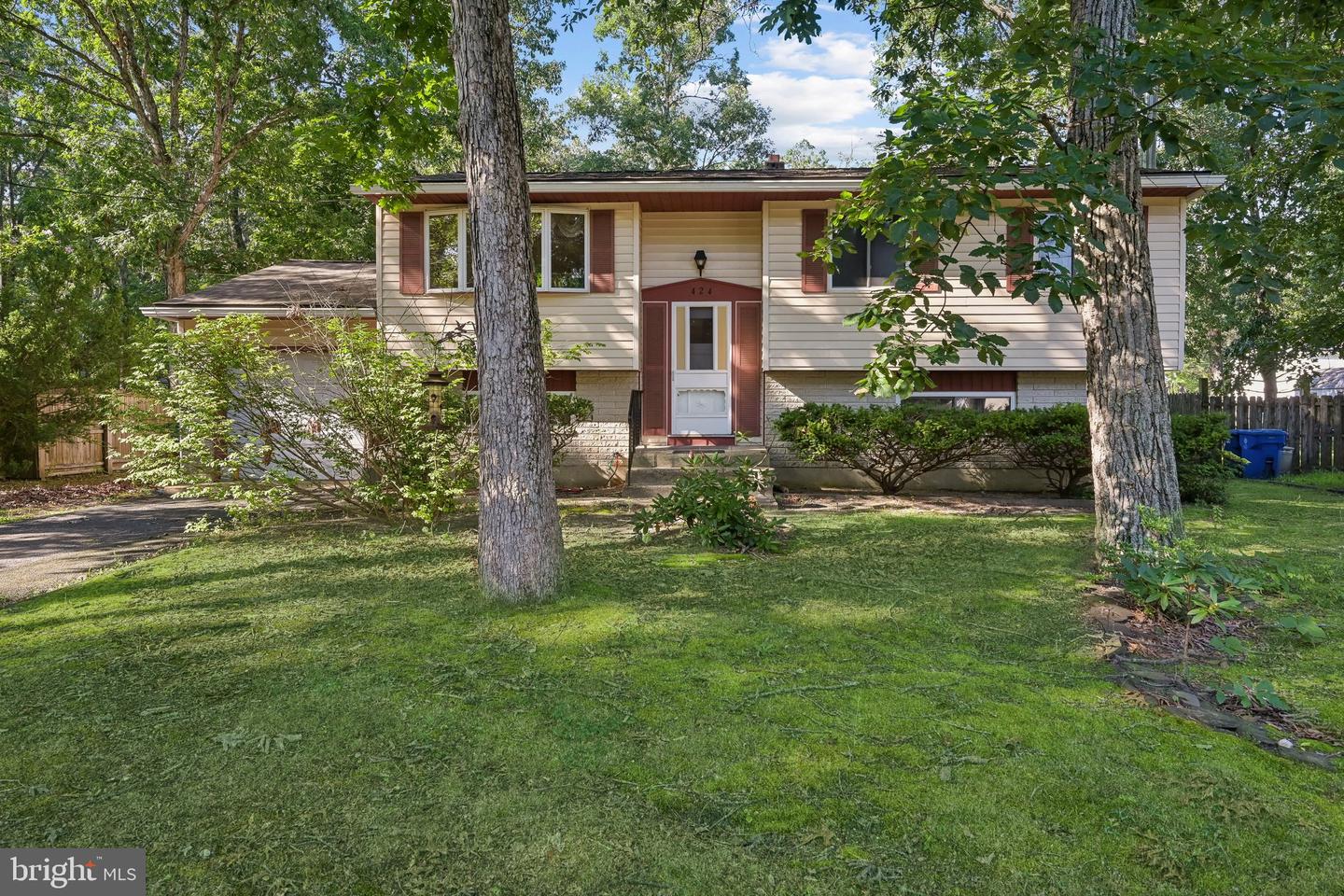 424 California Trl Property Photo 1
