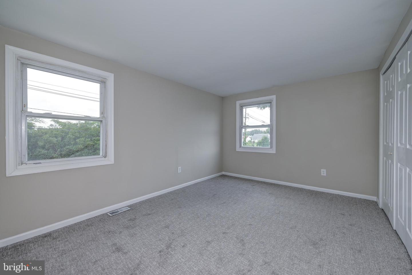 82 Gabriel Ln Property Photo 34