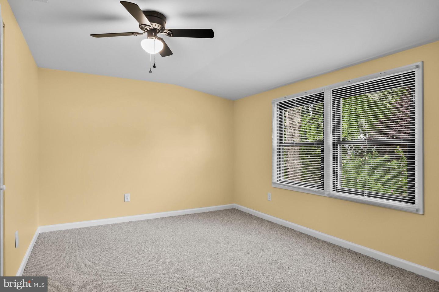 10 Traynor Ln Property Photo 20