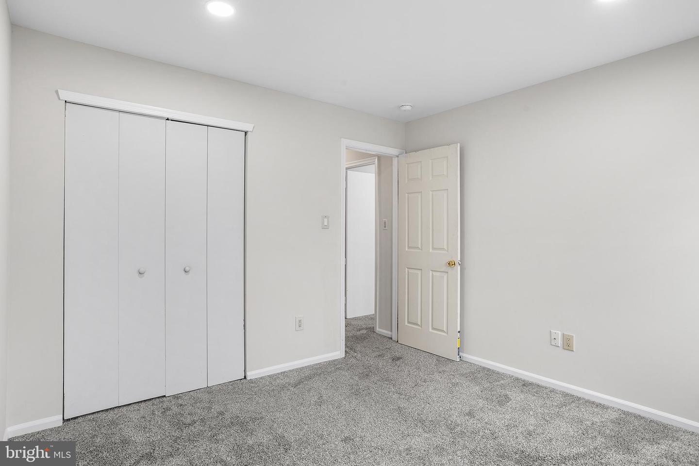 2902 Yarmouth Ln Property Photo 19