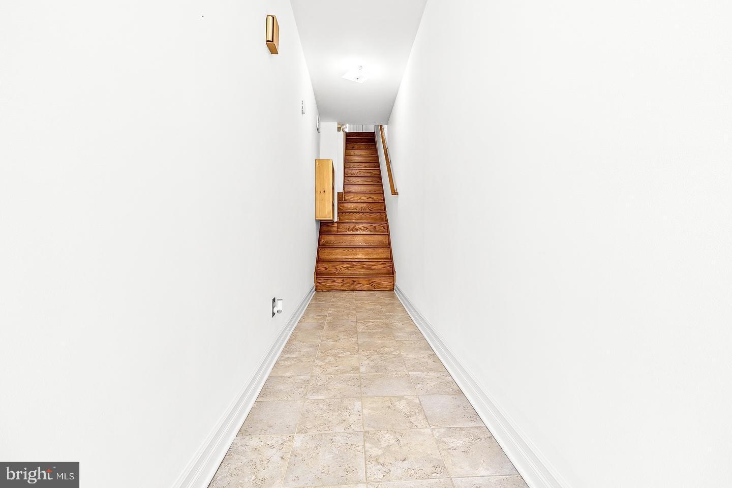 117 S Pavilion Ave Property Photo 11