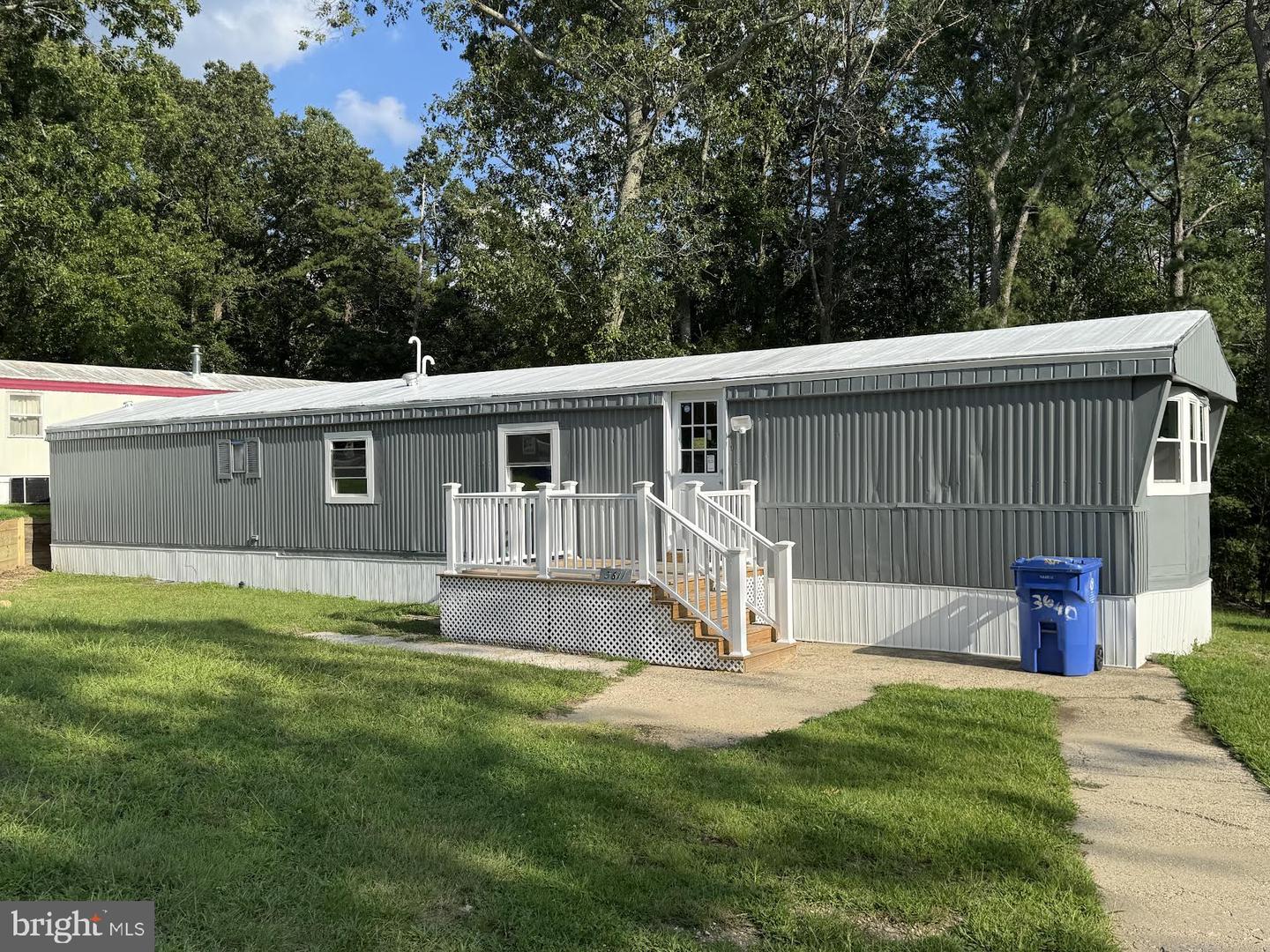 3611 Weymouth Rd Property Photo 1