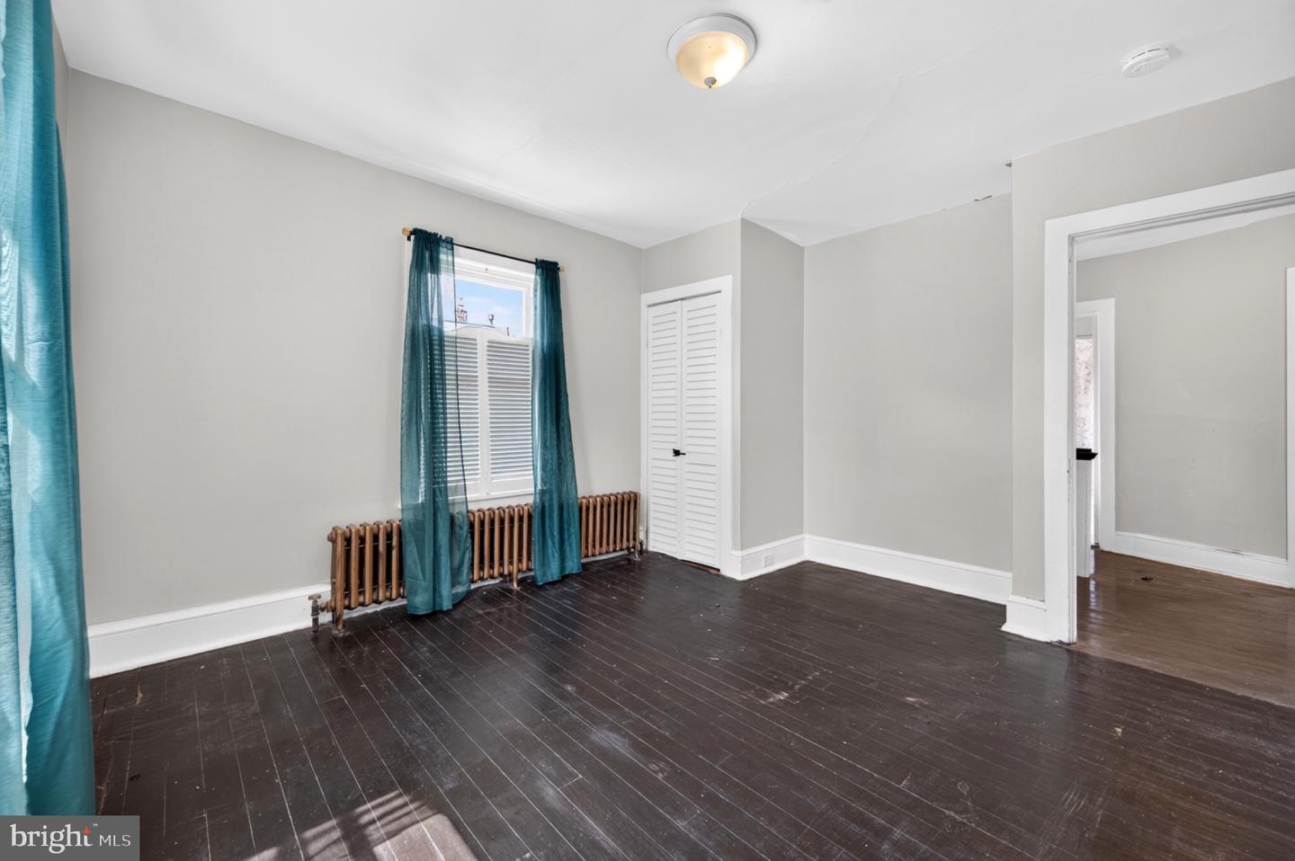 910 Highland Property Photo 18