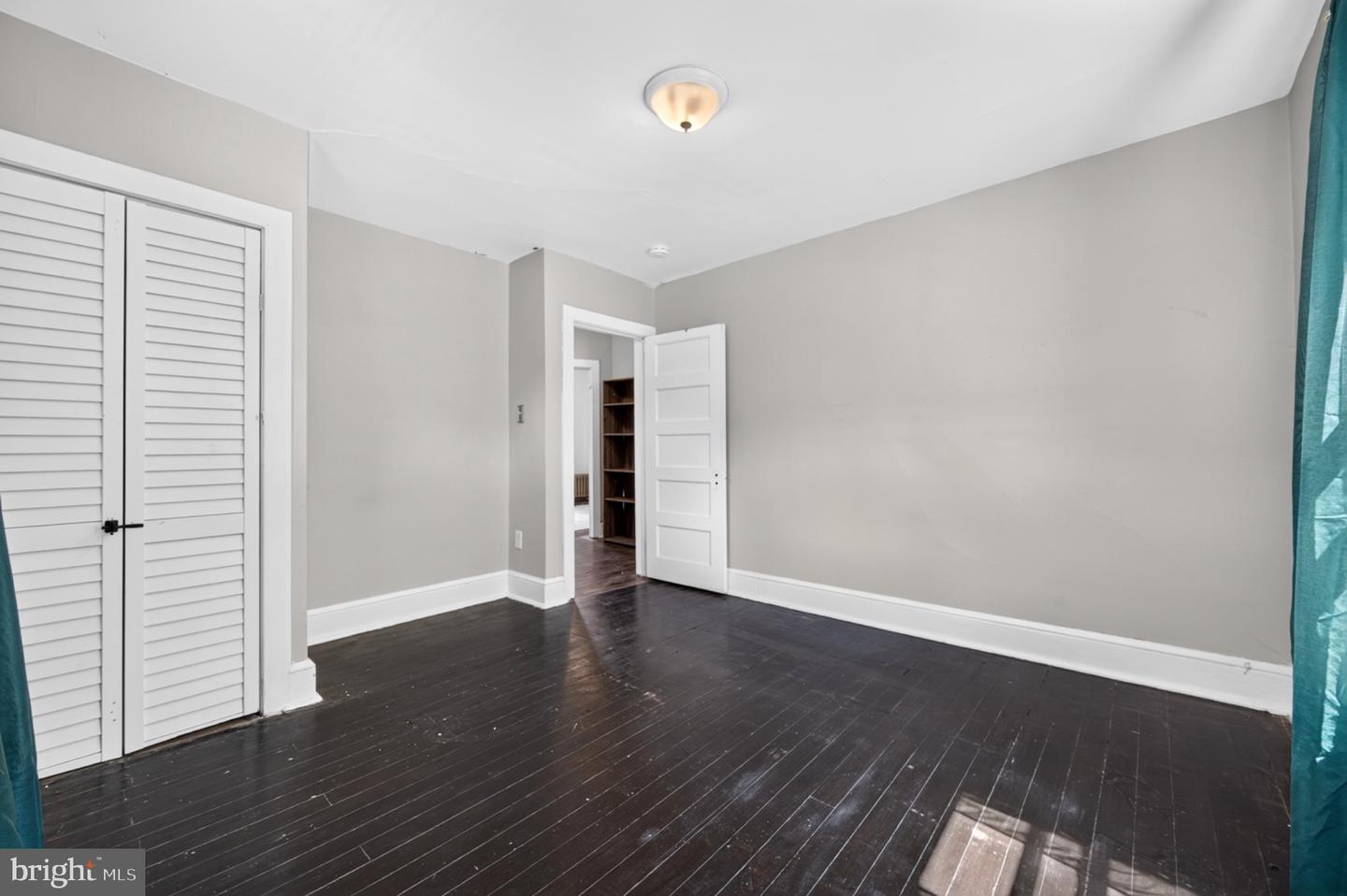 910 Highland Property Photo 19
