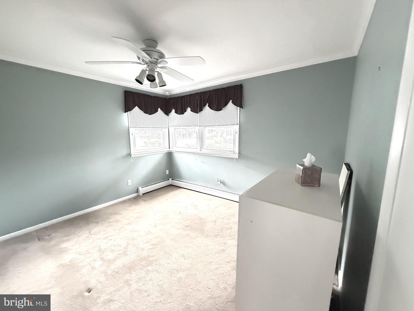 107 N Lakeside Dr E Property Photo 13