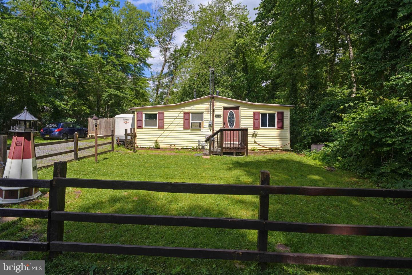 119 Albion Way Property Photo 1
