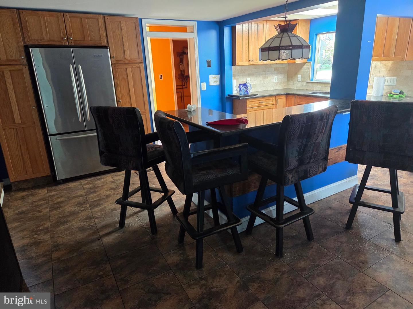 549 Main St Property Photo 5