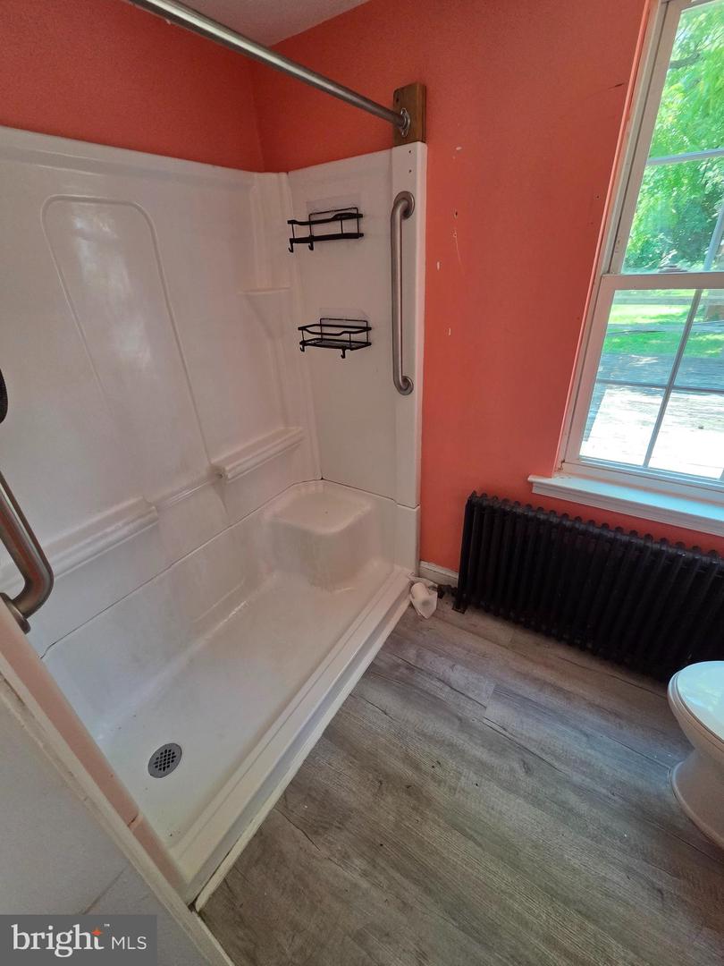 549 Main St Property Photo 16