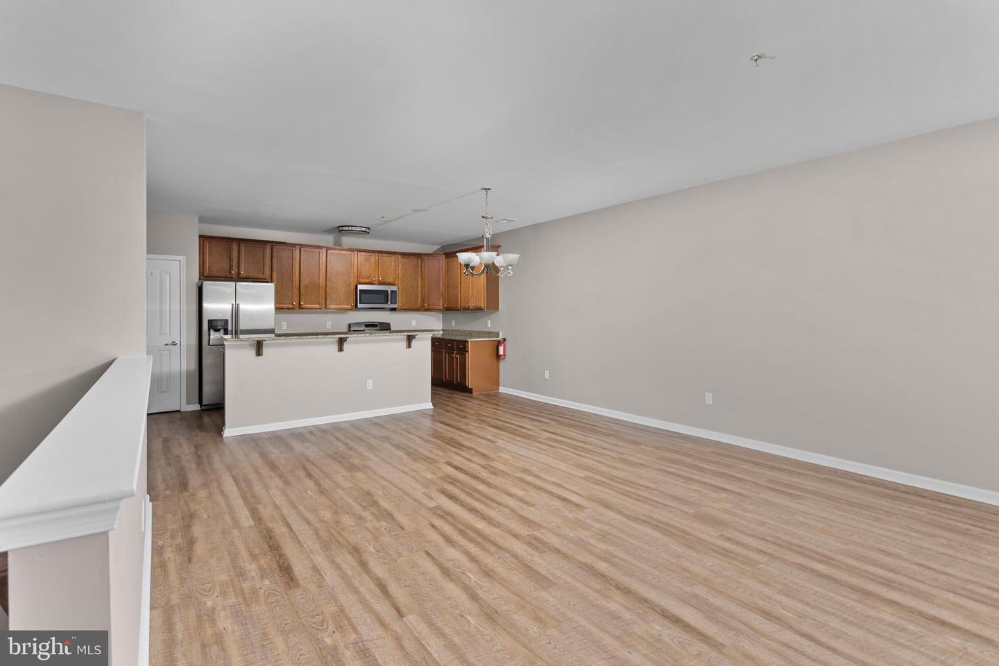 131 Riverwalk Blvd Property Photo 5