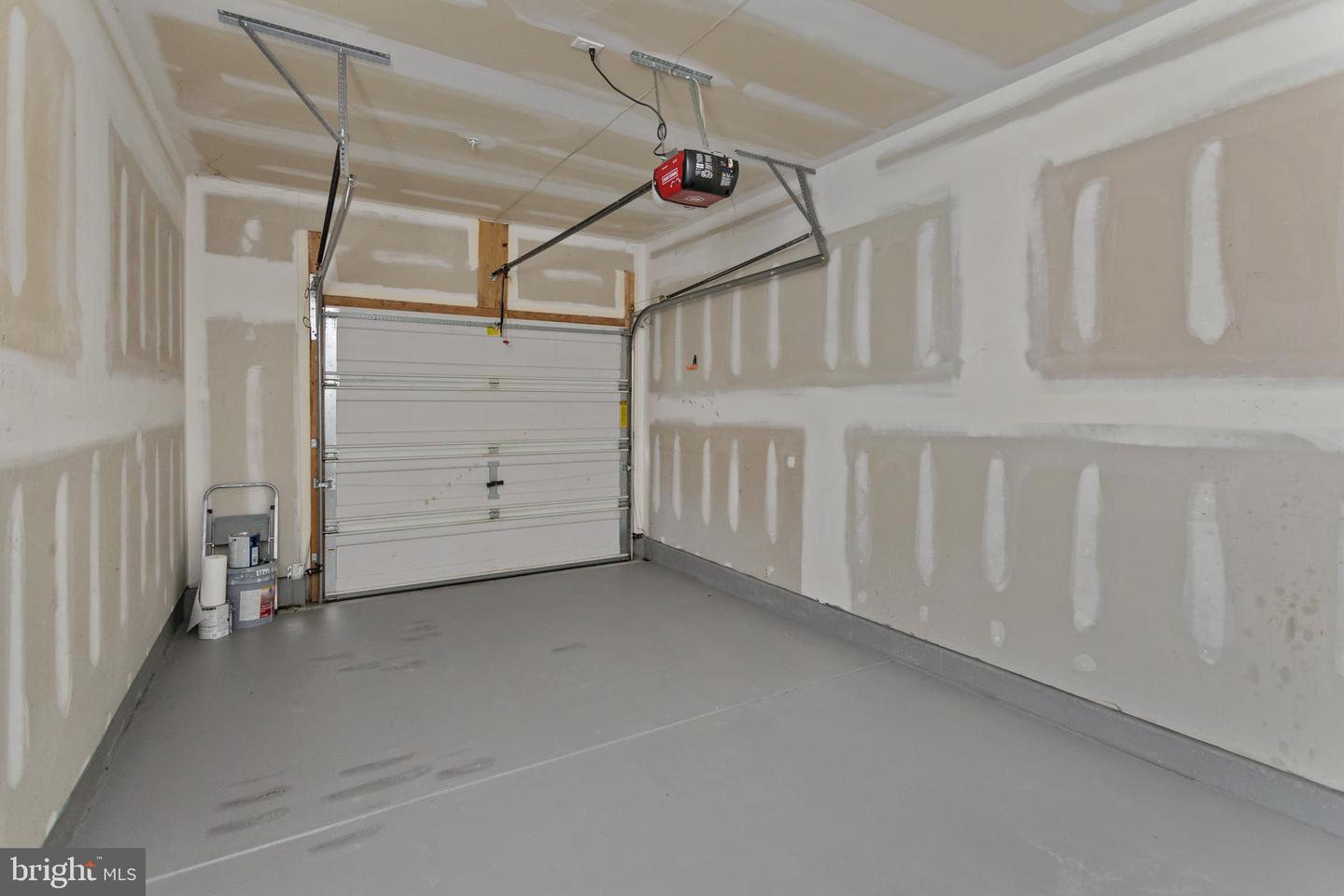 131 Riverwalk Blvd Property Photo 20