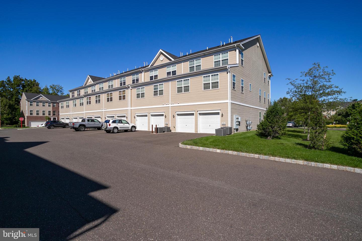 131 Riverwalk Blvd Property Photo 23