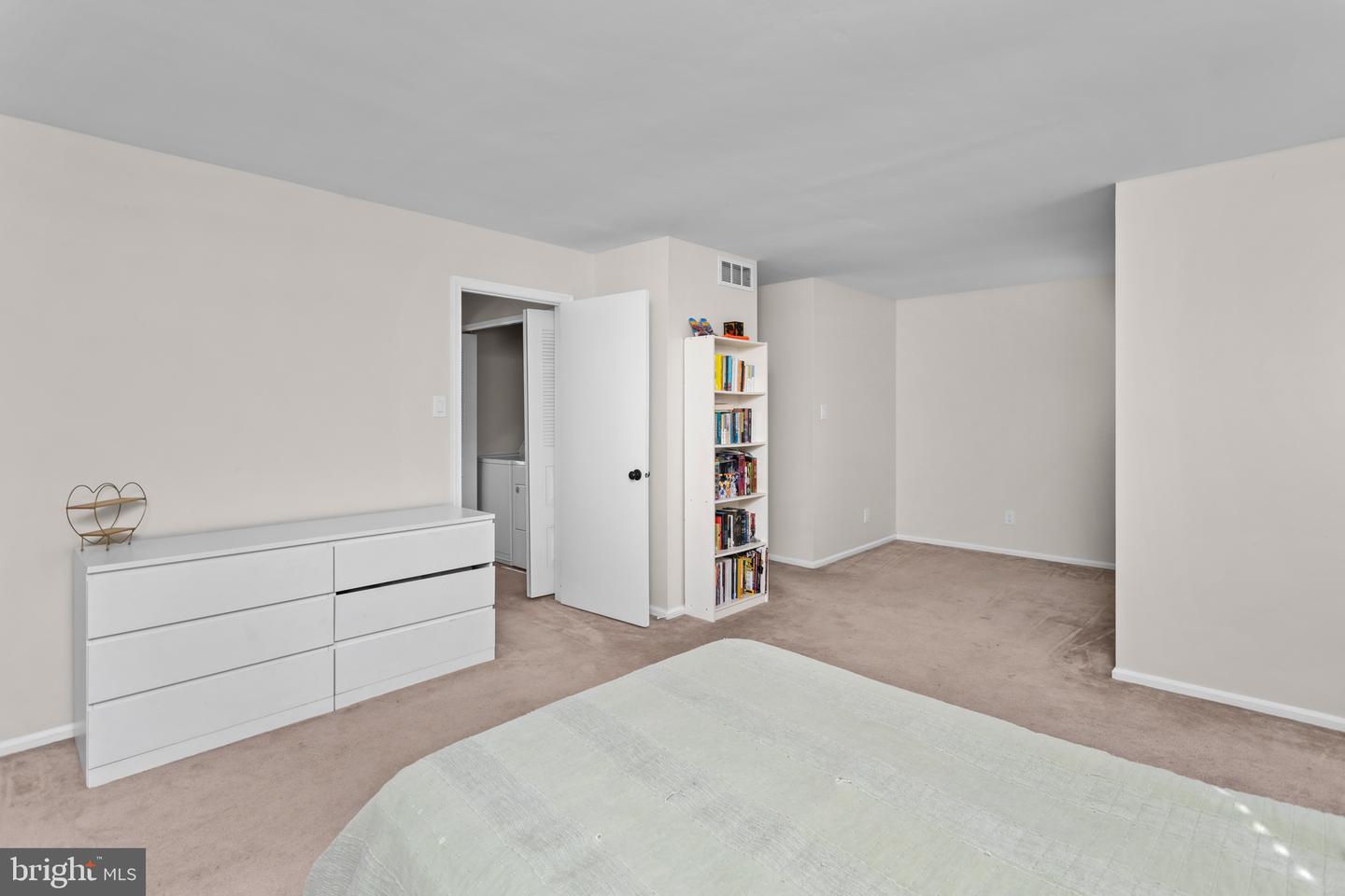 71 N Hill Dr Property Photo 18