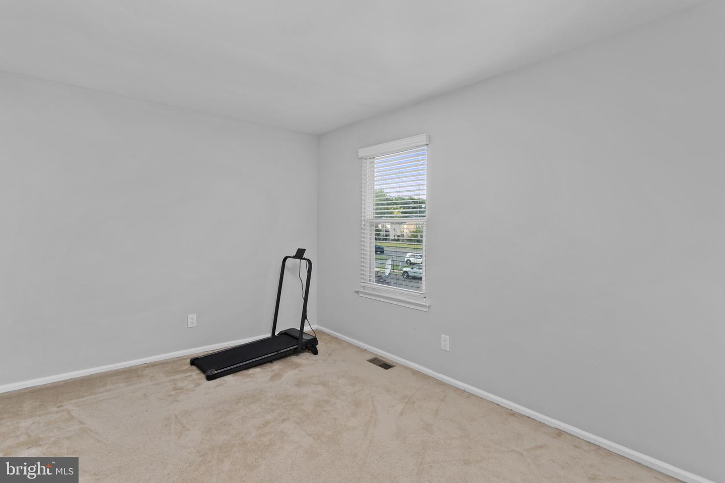 71 N Hill Dr Property Photo 21