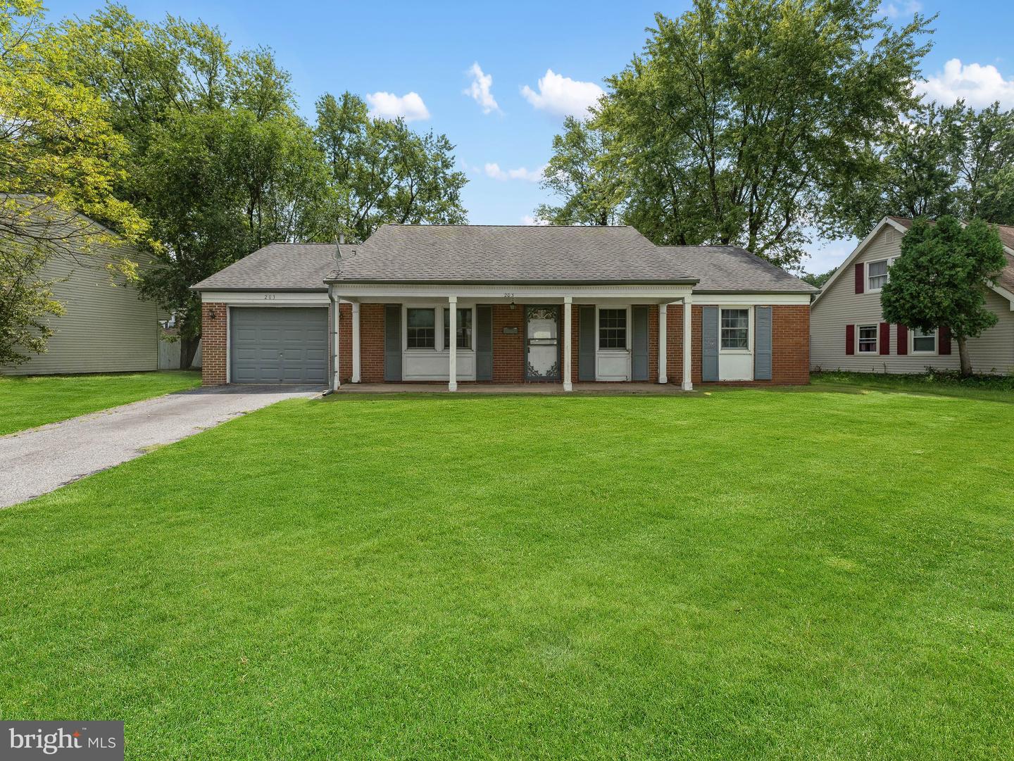 203 Evergreen Dr Property Photo 1