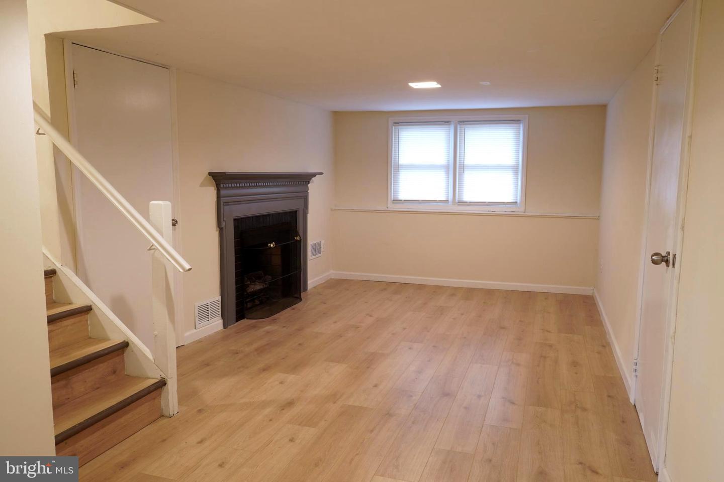 7 Windsor Pl Property Photo 12