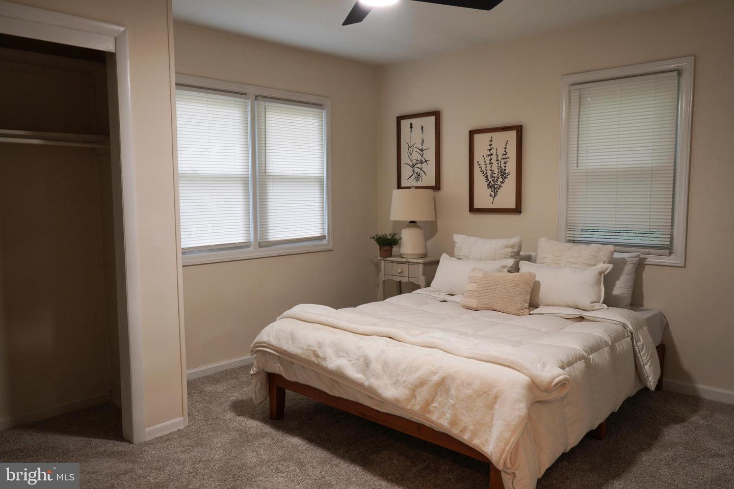 7 Windsor Pl Property Photo 19