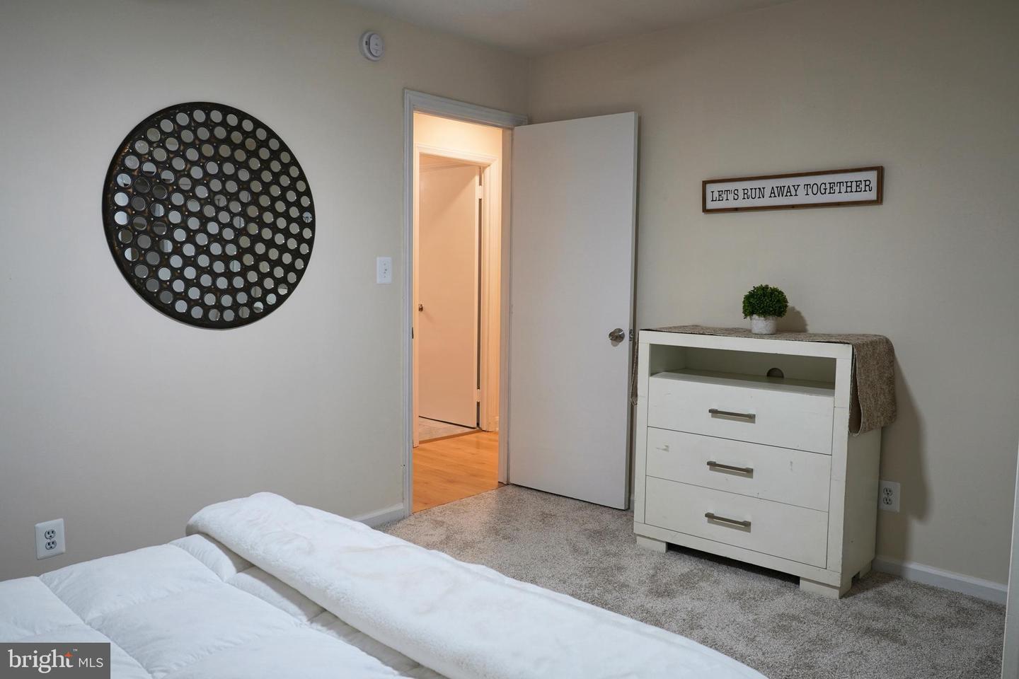 7 Windsor Pl Property Photo 21