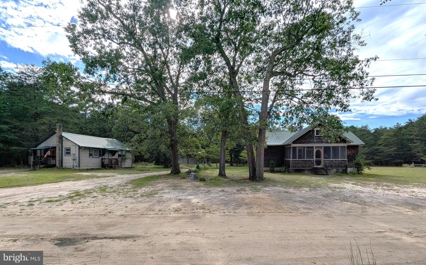 7-9 Beebe Ln Property Photo 1