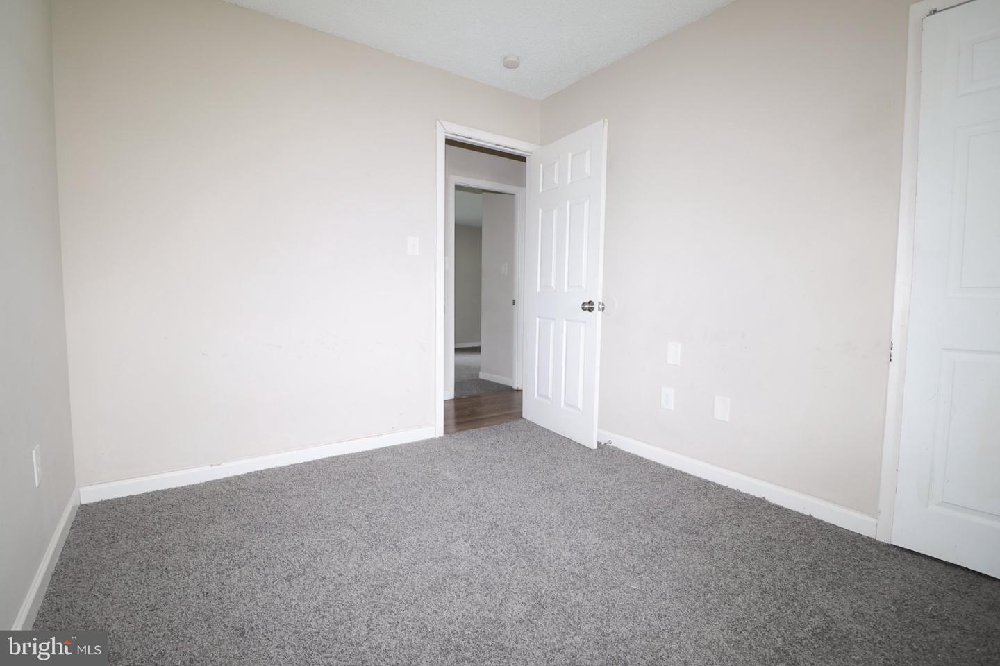 57 East Ln Property Photo 19