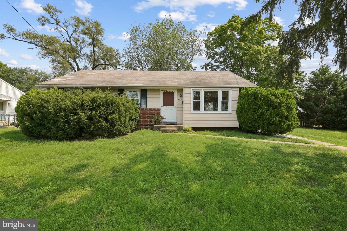 323 Juniata Ave Property Photo 1
