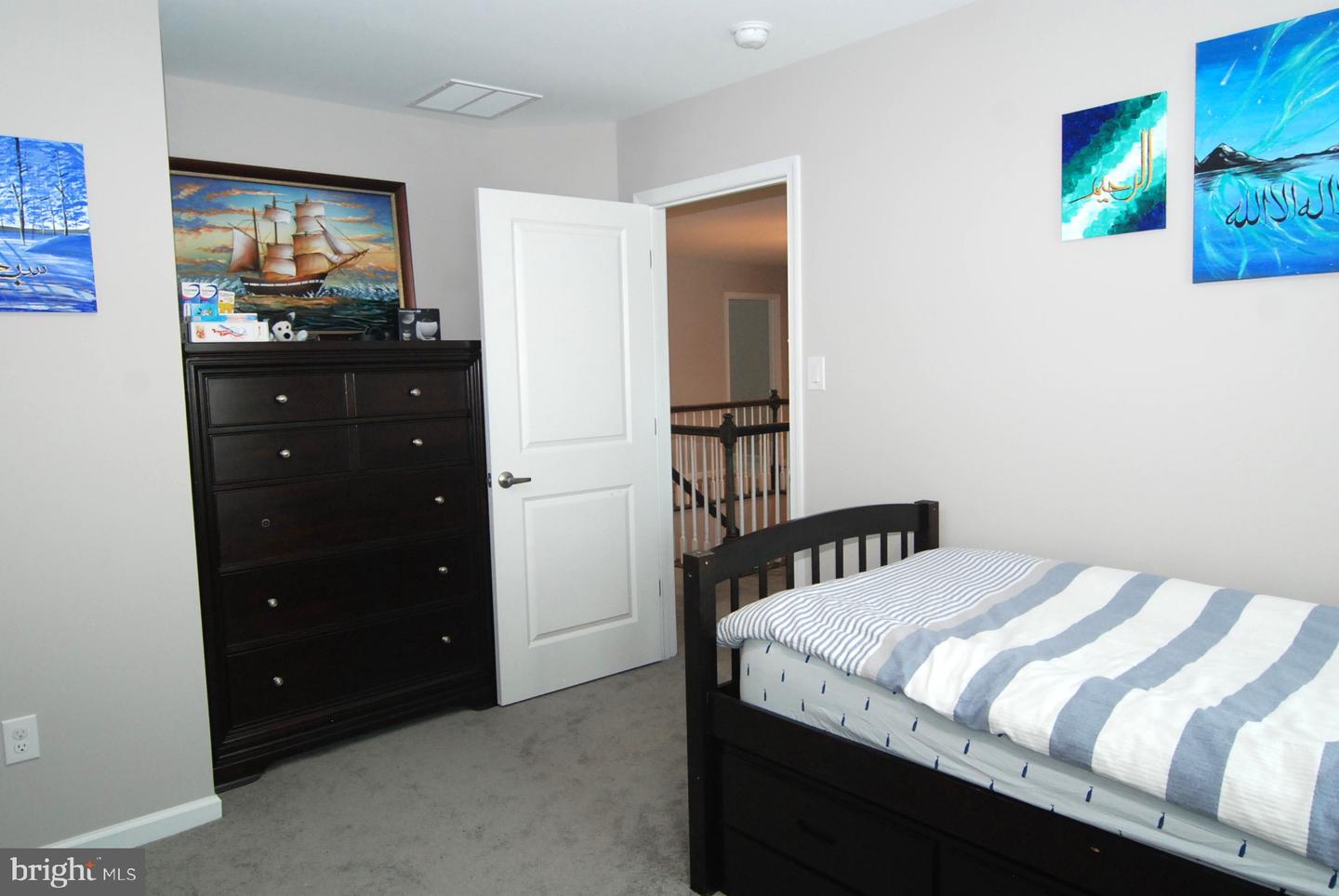 6 Mayfair Ct Property Photo 27