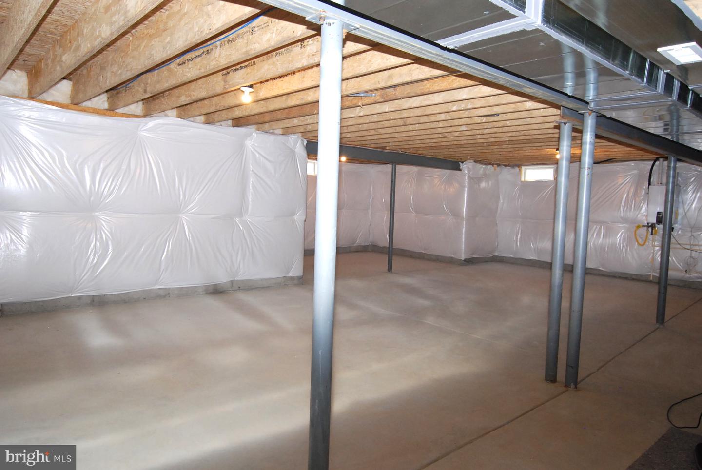 6 Mayfair Ct Property Photo 32
