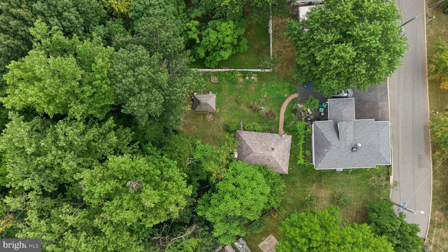 52 Thorntown Ln Property Photo 7