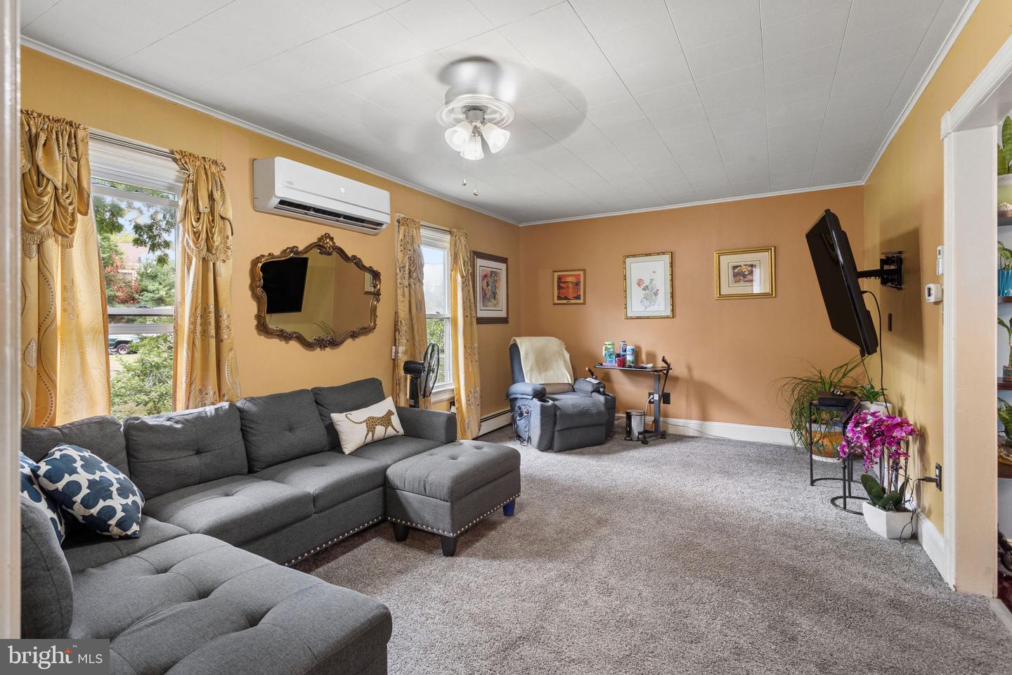 52 Thorntown Ln Property Photo 12