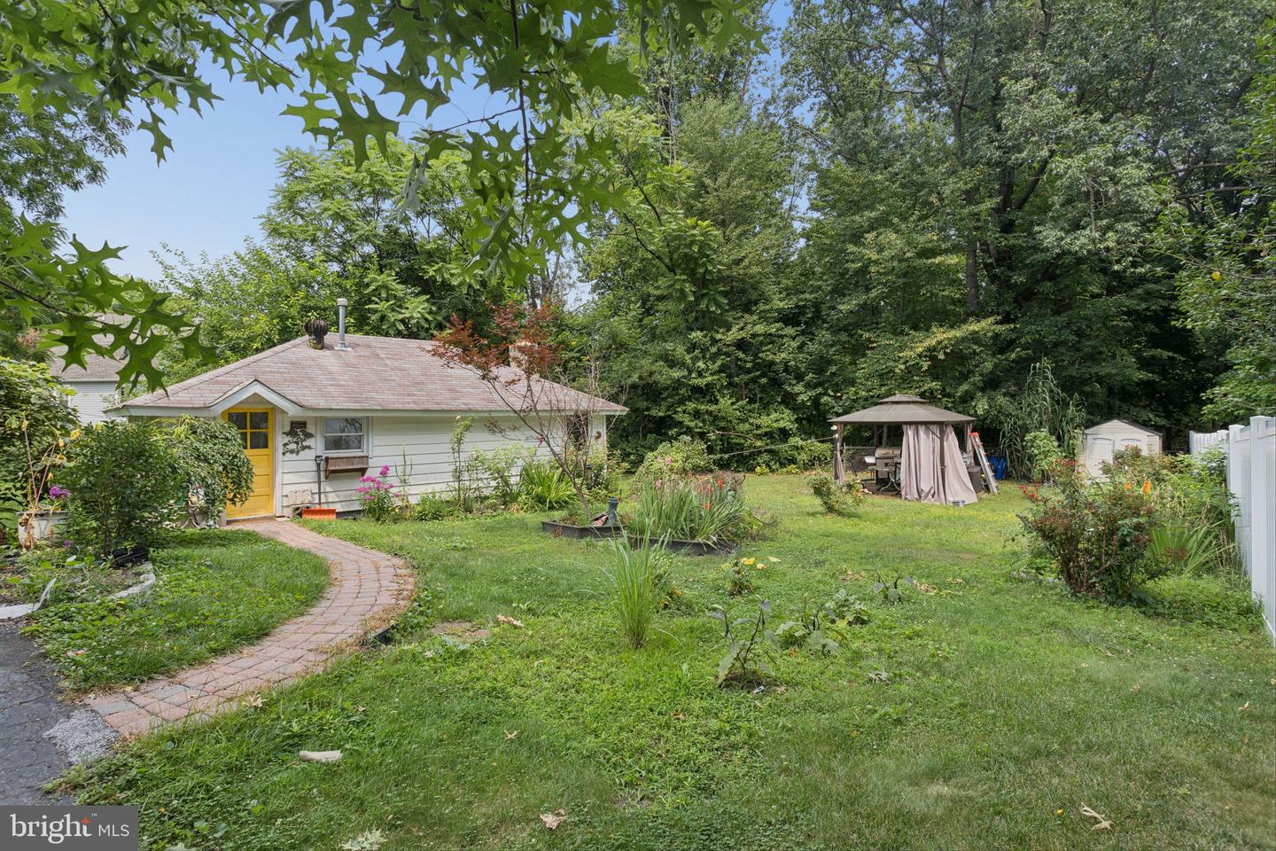 52 Thorntown Ln Property Photo 23