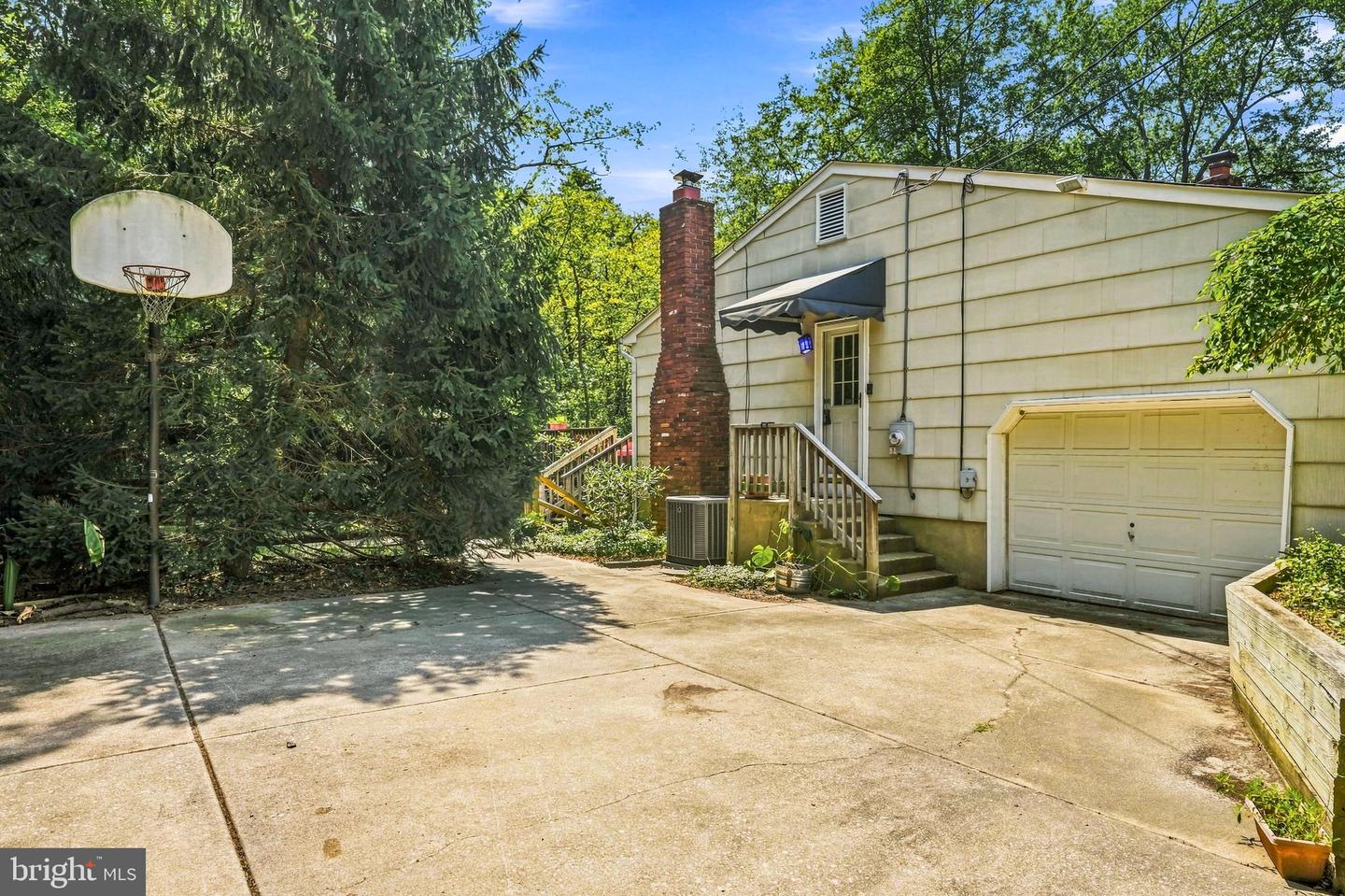 314 Lakeshore Dr Property Photo 34