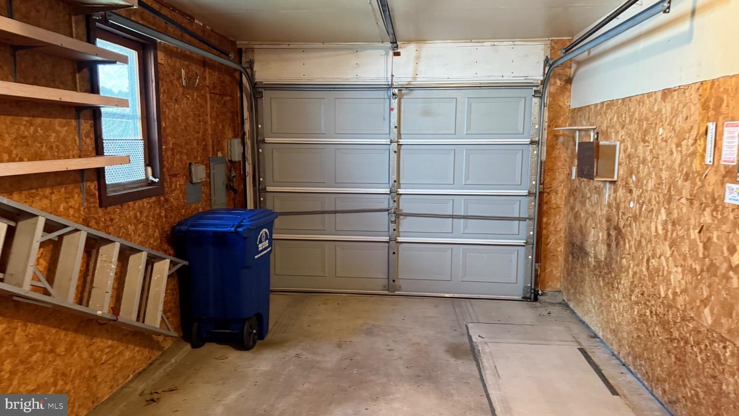 15 Gramercy Pl Property Photo 18