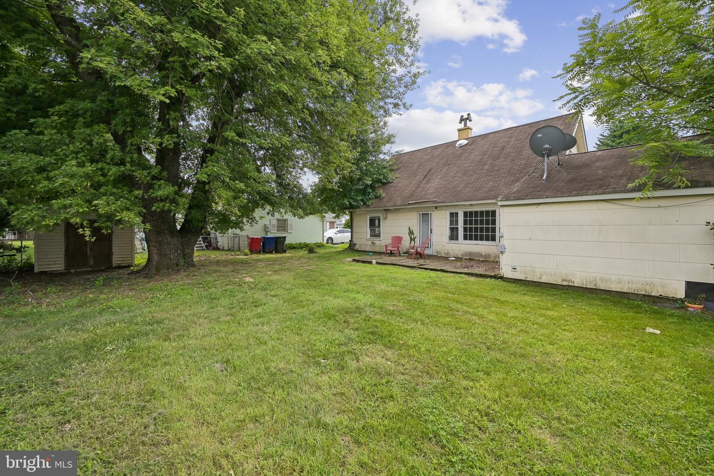 101 Pageant Ln Property Photo 3