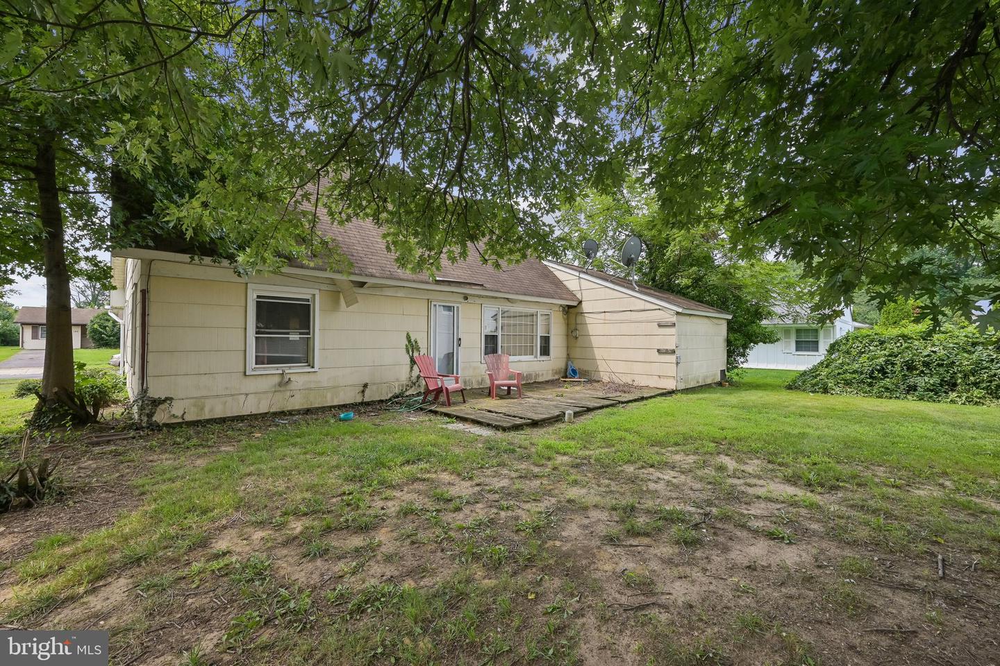 101 Pageant Ln Property Photo 5