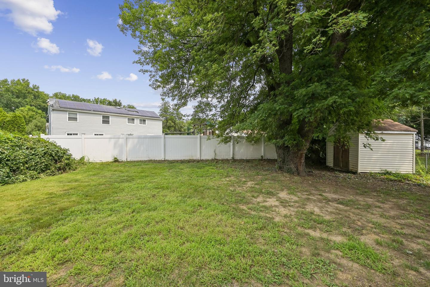 101 Pageant Ln Property Photo 6
