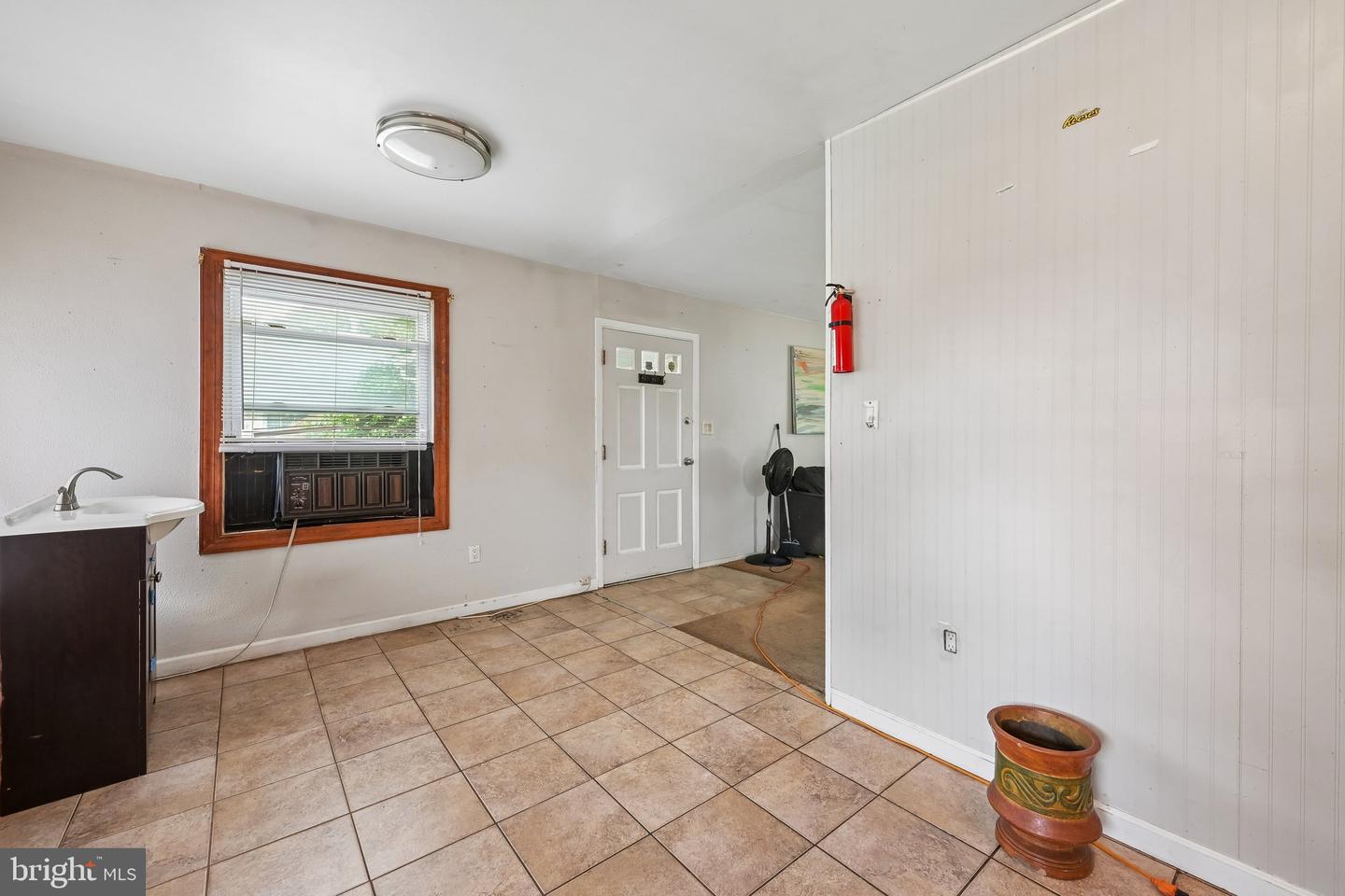 101 Pageant Ln Property Photo 12
