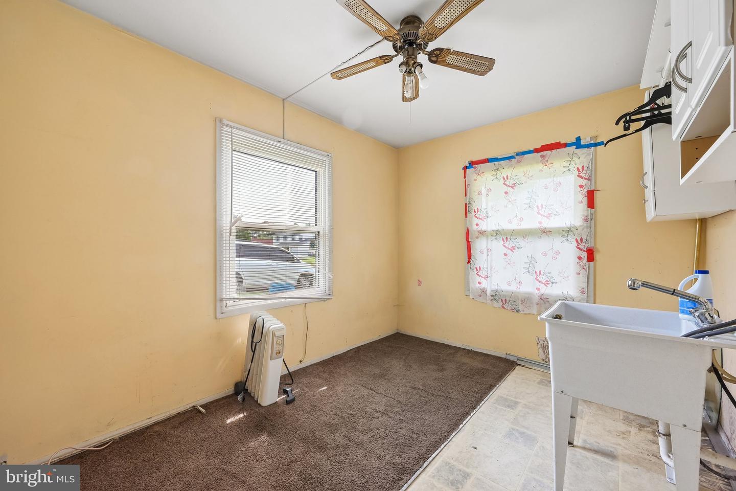 101 Pageant Ln Property Photo 20