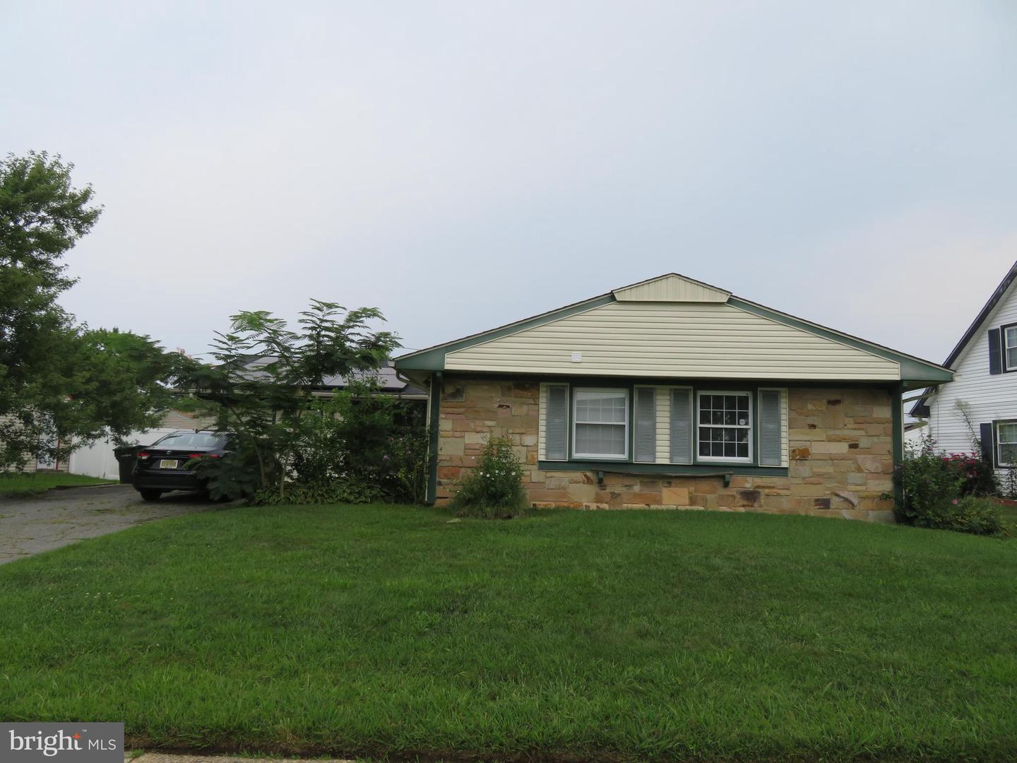49 Gabriel Ln Property Photo 5