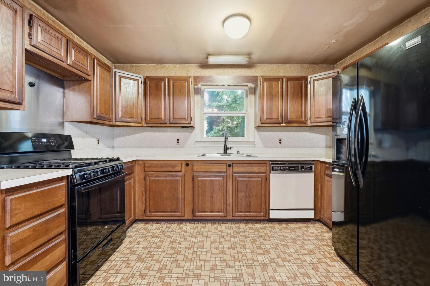 125 Ashurst Ln Property Photo 12