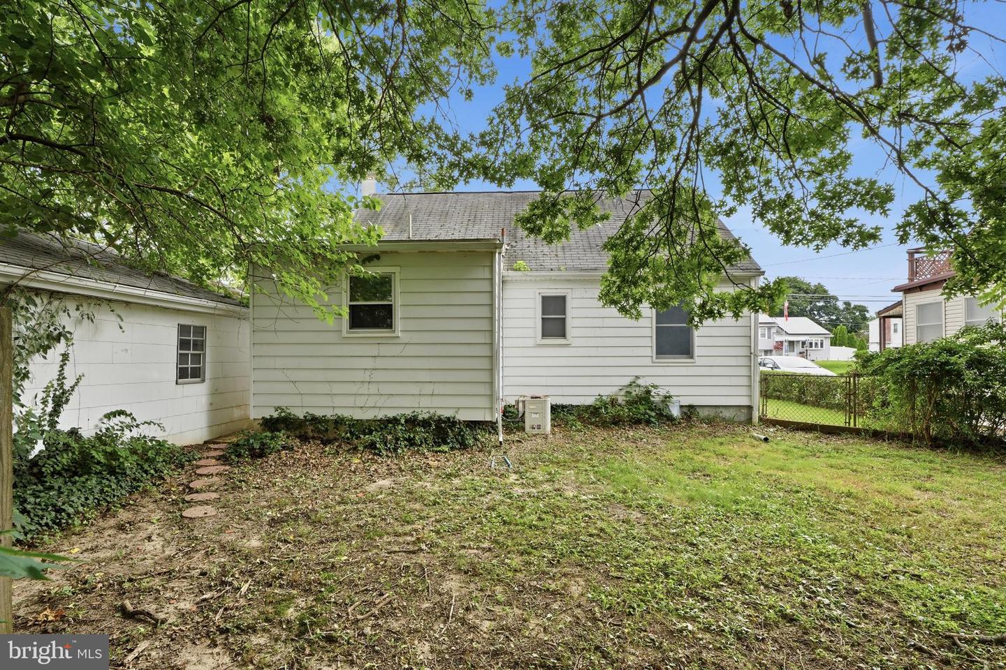125 Ashurst Ln Property Photo 31