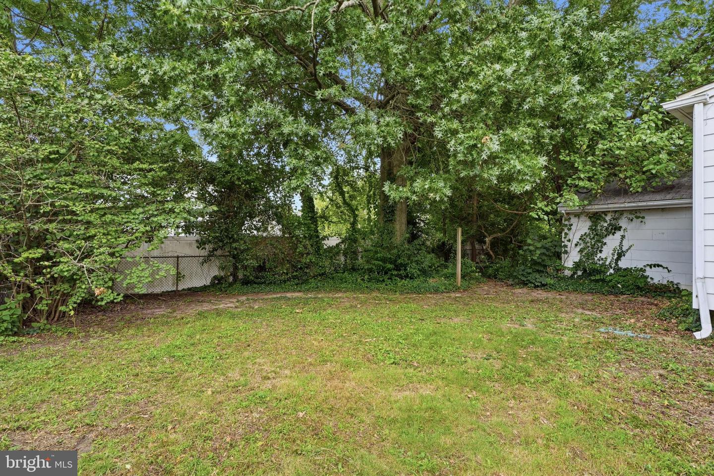 125 Ashurst Ln Property Photo 33