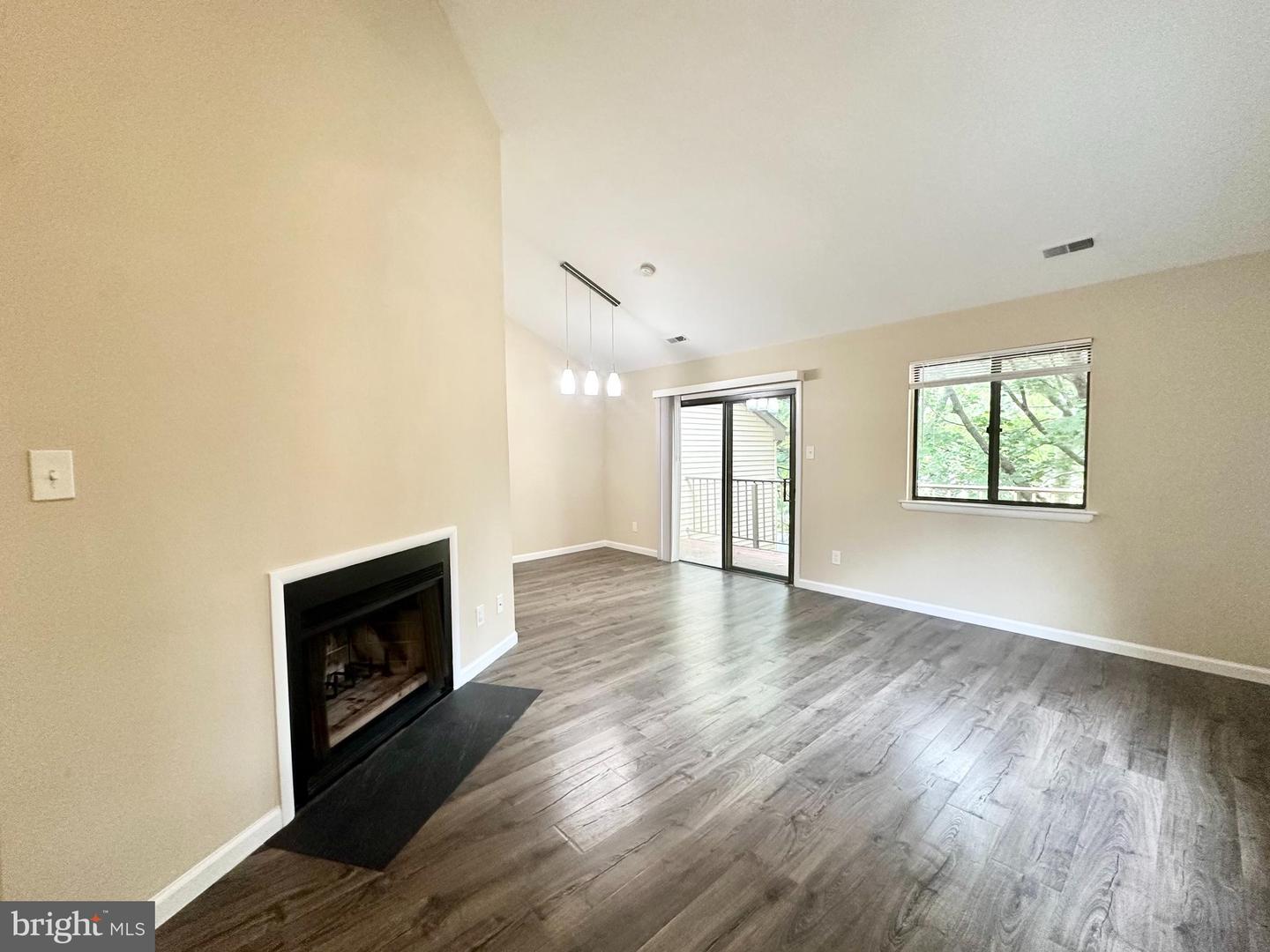 505b Cypress Point Cir Property Photo 8