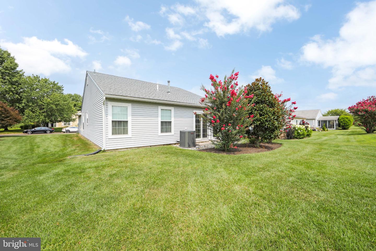 34 Fairfax Dr Property Photo 29
