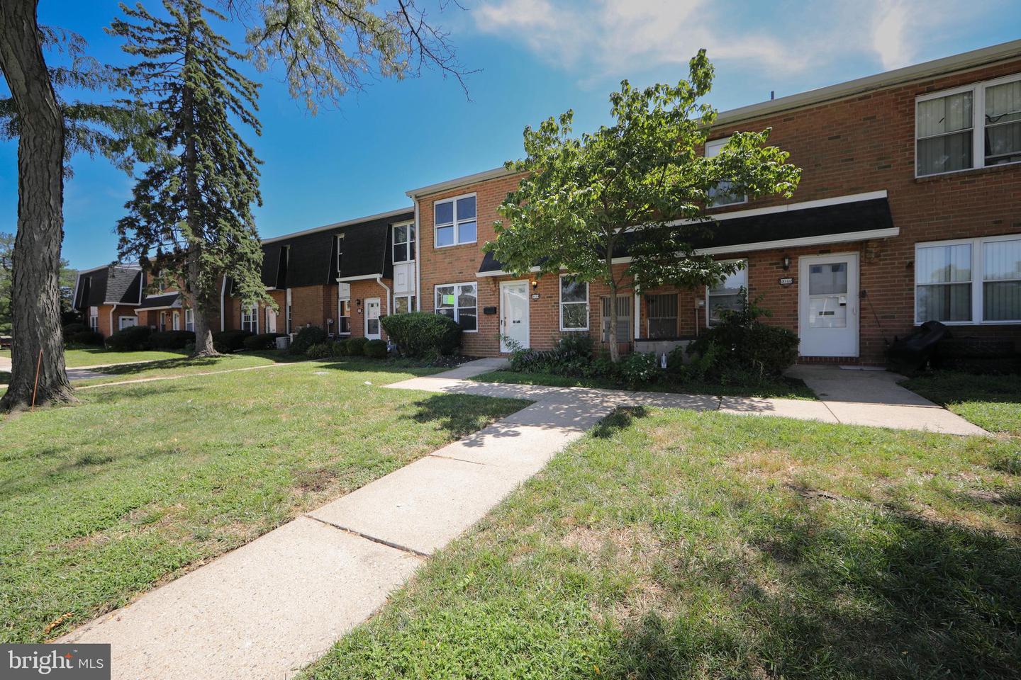2040 Harbour Dr Property Photo 3